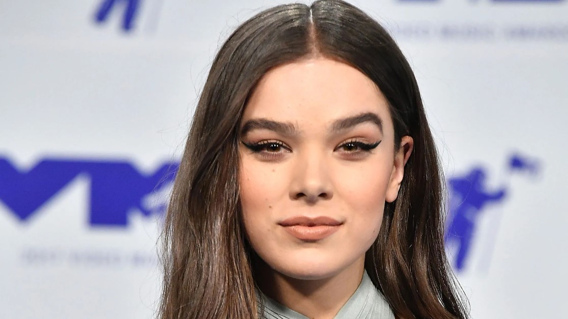 Hailee Steinfeld Fan Mail Address